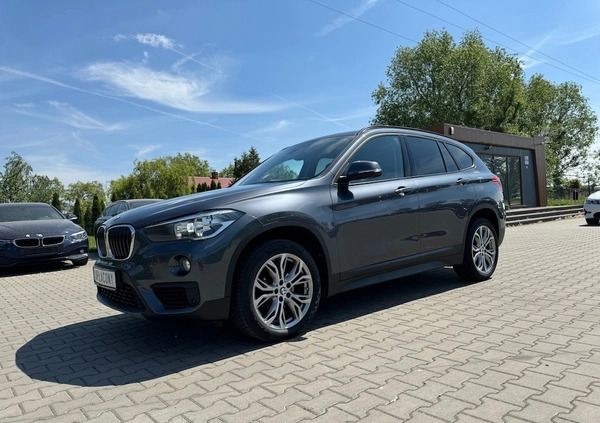 BMW X1 cena 79000 przebieg: 180000, rok produkcji 2018 z Kutno małe 667